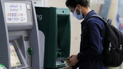 المبلغ وصل حسابي اليوم.. الحكومة تعيد ثمن تذكرة لمواطنة بعد إلغاء رحلتها لروسيا