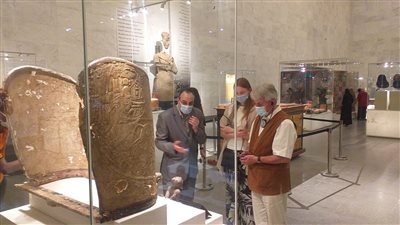 رئيس الاتحاد الدولي للخماسي الحديث يزور متحف الحضارة في الفسطاط