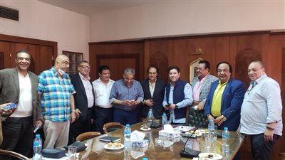 هاني شاكر يناقش أزمة بطالة الموسيقيين مع مساعد وزير السياحة بحضور وفد من النقابة