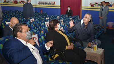 وزيرة الثقافة تسلم شهادات تخرج الدفعة الأولى من 