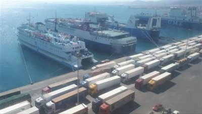 إغلاق ميناء الغردقة أمام الملاحة لسوء الأحوال الجوية