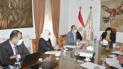 وزيرة الثقافة تتابع استعدادات إطلاق المنصة الرقمية لمعرض القاهرة الدولي للكتاب 