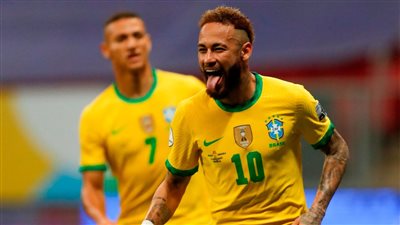 ليحطم رقم بيليه.. 10 أهداف تفصل نيمار عن لقب الأكثر تسجيلًا لمنتخب البرازيل