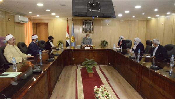 محافظ أسيوط