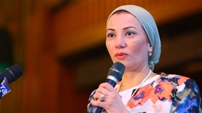 وزيرة البيئة تعلن الانتهاء من الاستراتيجية الخاصة بالحد من الأكياس البلاستيك