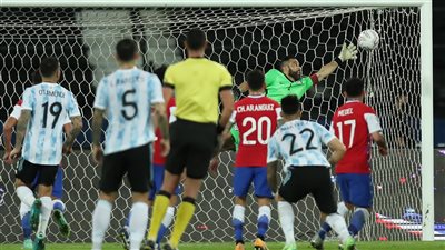 ميسي أمام ألكسيس سانشيز.. تشكيل الأرجنتين وتشيلي في كوبا أمريكا 2024