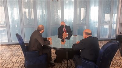 وزير الخارجية يلتقي نظيريه الأردني والعراقي على هامش اجتماعات الدوحة