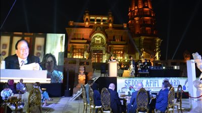 معتز صلاح الدين: تكريم الشخصيات العامة والفنانين تقديرًا لحضورهم حفل جائزة الدكتور صديق عفيفي