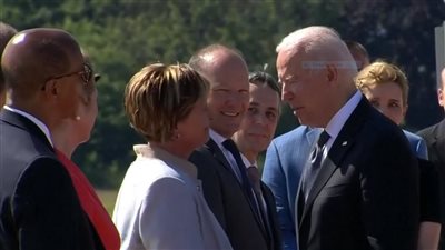 وصول الرئيس الأمريكي لجينيف استعدادًا للقاء نظيره الروسي غدًا (صور)