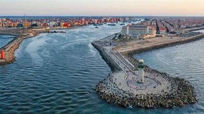 معجزة رأس البر.. منطقة اللسان نقطة التقاء مياه النيل بالبحر المتوسط (فيديو) 