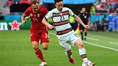 الشوط الأول.. البرتغال تتعادل سلبيًا مع المجر في يورو 2020