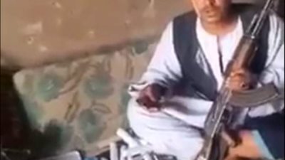 مصدر أمني: فحص مقطع فيديو لكشف هوية تاجر مخدرات يروج لبضاعته عبر 