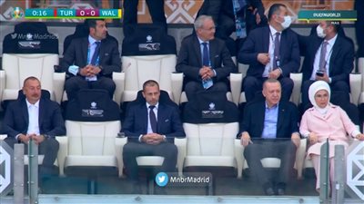 رئيس تركيا يحضر مباراة المنتخب ضد ويلز في يورو 2020