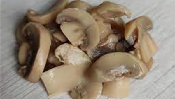 المشروم المعلب 