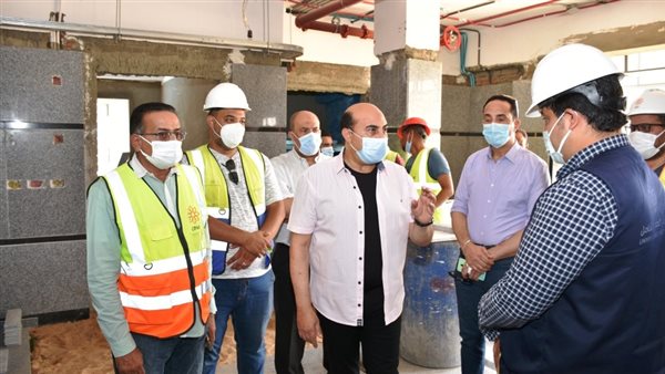 محافظ أسوان يتفقد