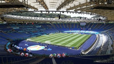 العثور على قنبلة قرب ملعب 