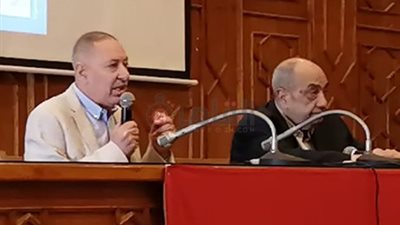 لقطات من مشوار كمال رمزي في ندوة تكريمه بـ