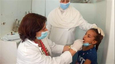 الكشف على 1922 مواطنا خلال قافلة طبية بالبحيرة