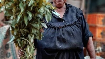  يواجهون الحياة بالابتسامة.. في حب البسطاء 