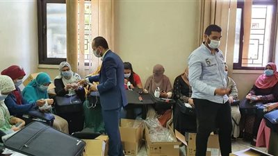 دورات تدريبية لفرق 