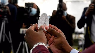 اكتشاف ثالث أكبر ماسة في العالم بحجم 1098 قيراطًا في بوتسوانا