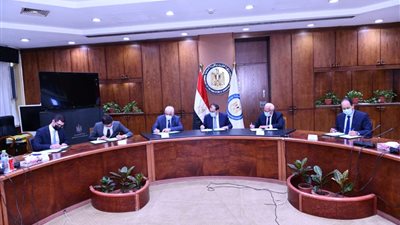 وزير البترول يوقع اتفاقية لتجديد المباني وتحديث مناهج التعليم الفني ببورسعيد