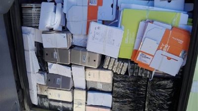 ضبط شخص بحوزته 78 هاتف محمول مجهولة المصدر بالدقهلية 