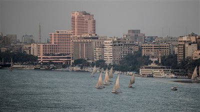 انخفاض معدل الرطوبة والقاهرة تسجل 40%.. 