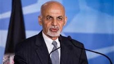 الرئيس الأفغاني يقيل وزيري الدفاع والداخلية مع تزايد الخسائر مع طالبان