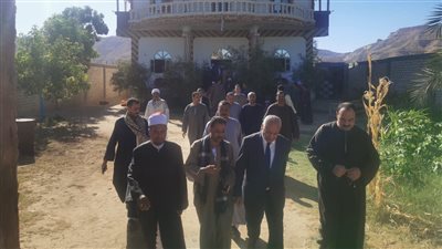 مصطفى بكري يكشف تفاصيل زيارة لجان الصحة والكهرباء بالنواب لقريتين بنجع حمادي