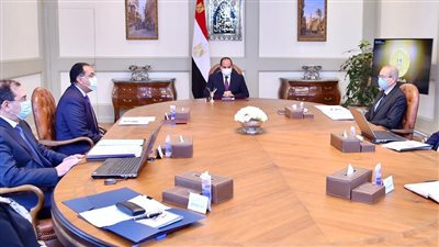 السيسي يوجه باستكمال تنفيذ خطة توصيل الغاز الطبيعي للوحدات السكنية والمدن الجديدة
