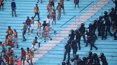 مدرجات مباراة الأهلي والترجي تمتلئ بما يزيد عن 20 ألف متفرج قبل انطلاق المباراة