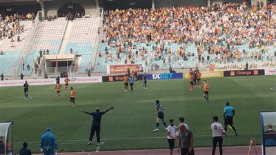 بعد مرور 30 دقيقة.. حكم المباراة يُلغي هدفًا للأهلي أمام الترجي 