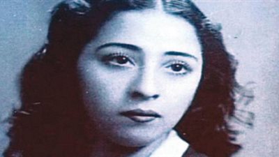 ذكرى رحيل نازك الملائكة.. قصة أول قصيدة نظمتها الشاعرة العراقية