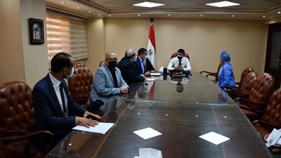 وزير الرياضة يبحث استعدادات استضافة مصر لبطولة العالم للكرة الطائرة جلوس