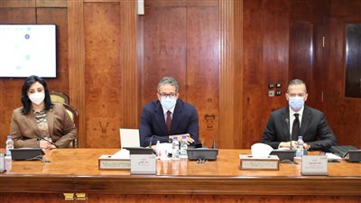 وزيرا السياحة والاتصالات يتابعان الموقف التنفيذي لمشروعات التحول الرقمي لوزارة الآثار