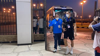 بيراميدز يصل ستاد الدفاع الجوي لمواجهة الرجاء في نصف نهائي الكونفدرالية 