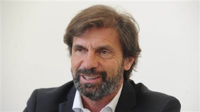 أسطورة ميلان: إيطاليا تقدم مستوى مميزًا جدًا في يورو 2020.. ومنتخب الأرجنتين مرشح للفوز بالكوبا (خاص)