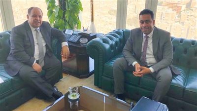 برلماني يطالب وزير المالية بتأجيل التطبيق الإلزامي لمنظومة التسجيل المسبق للشحنات (مستندات)