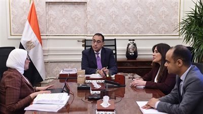 تفاصيل اتصالات مكثفة مع بريطانيا لرفع اسم مصر من القائمة الحمراء لفيروس كورونا (خاص)