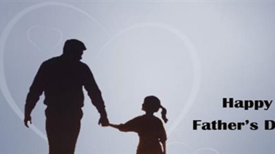 في عيدهم.. قصص آباء تمكنوا من تربية أبنائهم بعد غياب الأم