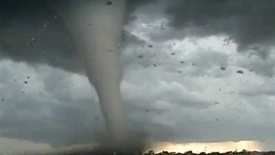 إغلاق المدارس وتأجيل لقاحات كورونا بسبب إعصار تشانثو في تايوان 