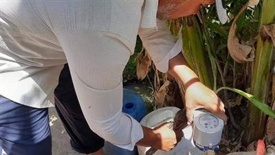 بالمجان.. تركيب عدادات مياه مسبوقة الدفع للأسر الأولى بالرعاية في الشرقية (صور)