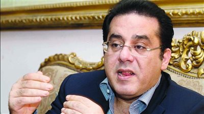 إصابة أيمن نور بفيروس كورونا