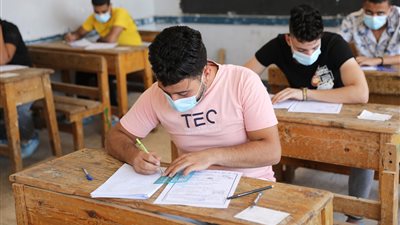 شاومينج ينشر إجابات الامتحان التجريبي الثالث لطلاب الثانوية العامة عبر 