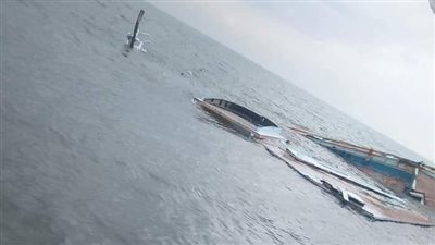 القوات البحرية تبحث عن صياد مفقود في غرق مركب صيد أمام ساحل دمياط