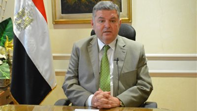 وزير قطاع الأعمال: طرح حصة من 