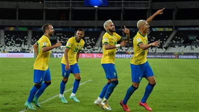 ملعب البرازيل في ربع نهائي كوبا يواجه احتمالية التغيير