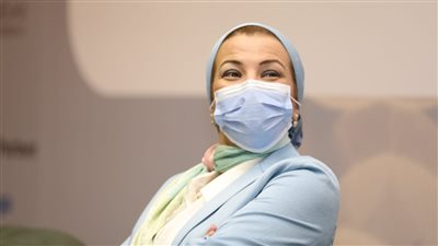 وزيرة البيئة تناقش آخر مستجدات تشغيل منظومة إدارة المخلفات الصلبة بالإسماعيلية