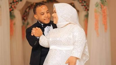 حسام وأمل عروسان من قصار القامة تحديا التنمر وأعلنا زواجهما بسيشن مبهج في القليوبية (صور) 